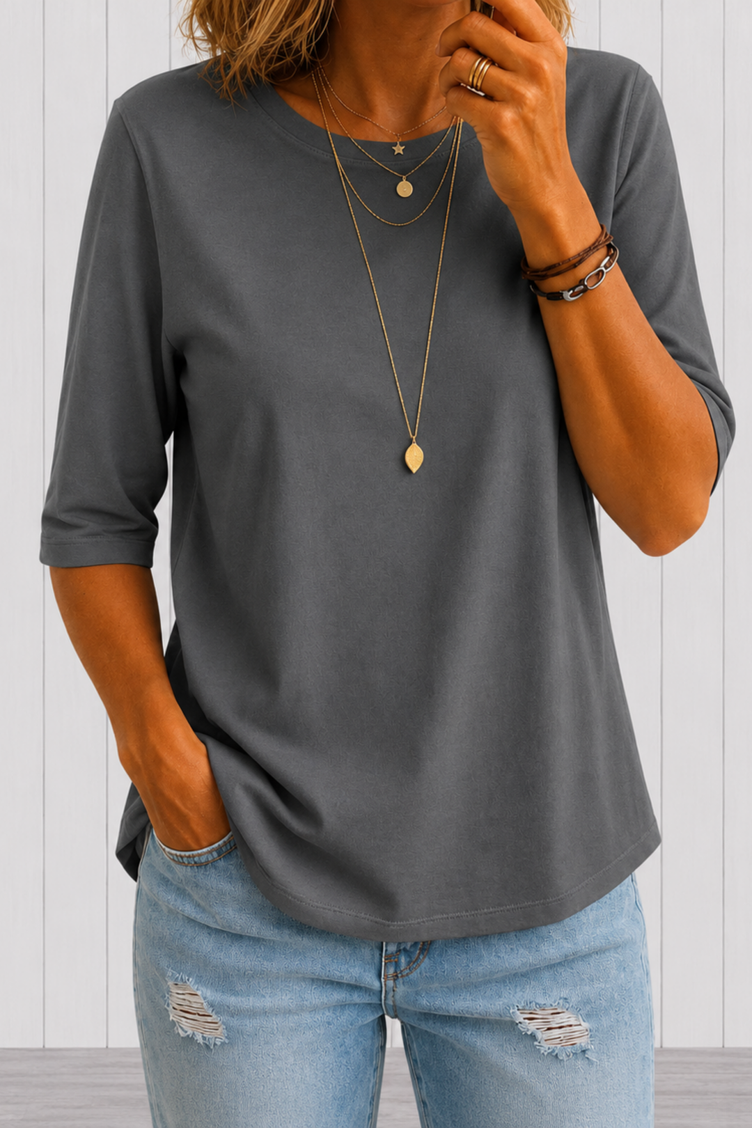 Emily Ashcroft™ | Lightweight Essential Tee