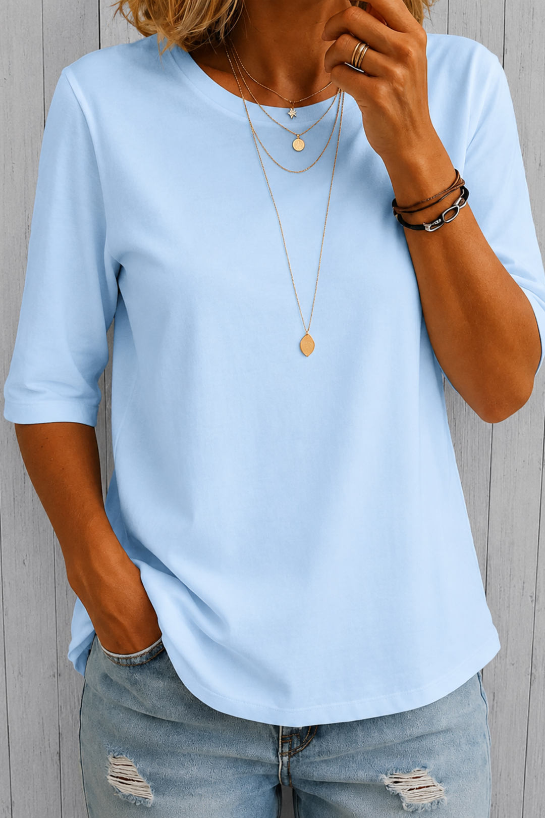 Emily Ashcroft™ | Lightweight Essential Tee