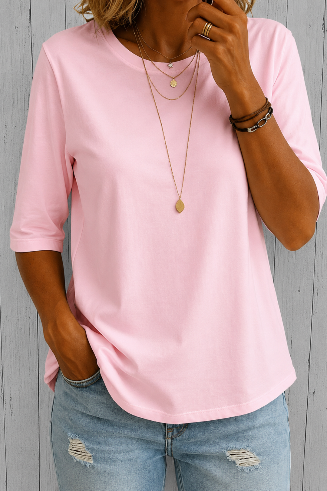 Emily Ashcroft™ | Lightweight Essential Tee