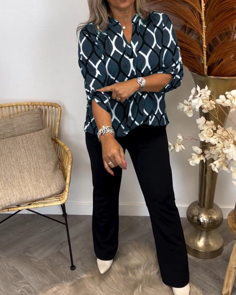 Averley Luxe™ | Graphic Print Blouse