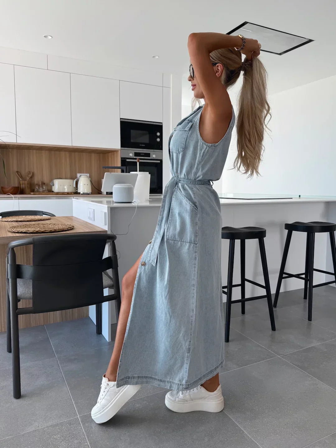NORA – Elegant Maxi Denim Dress