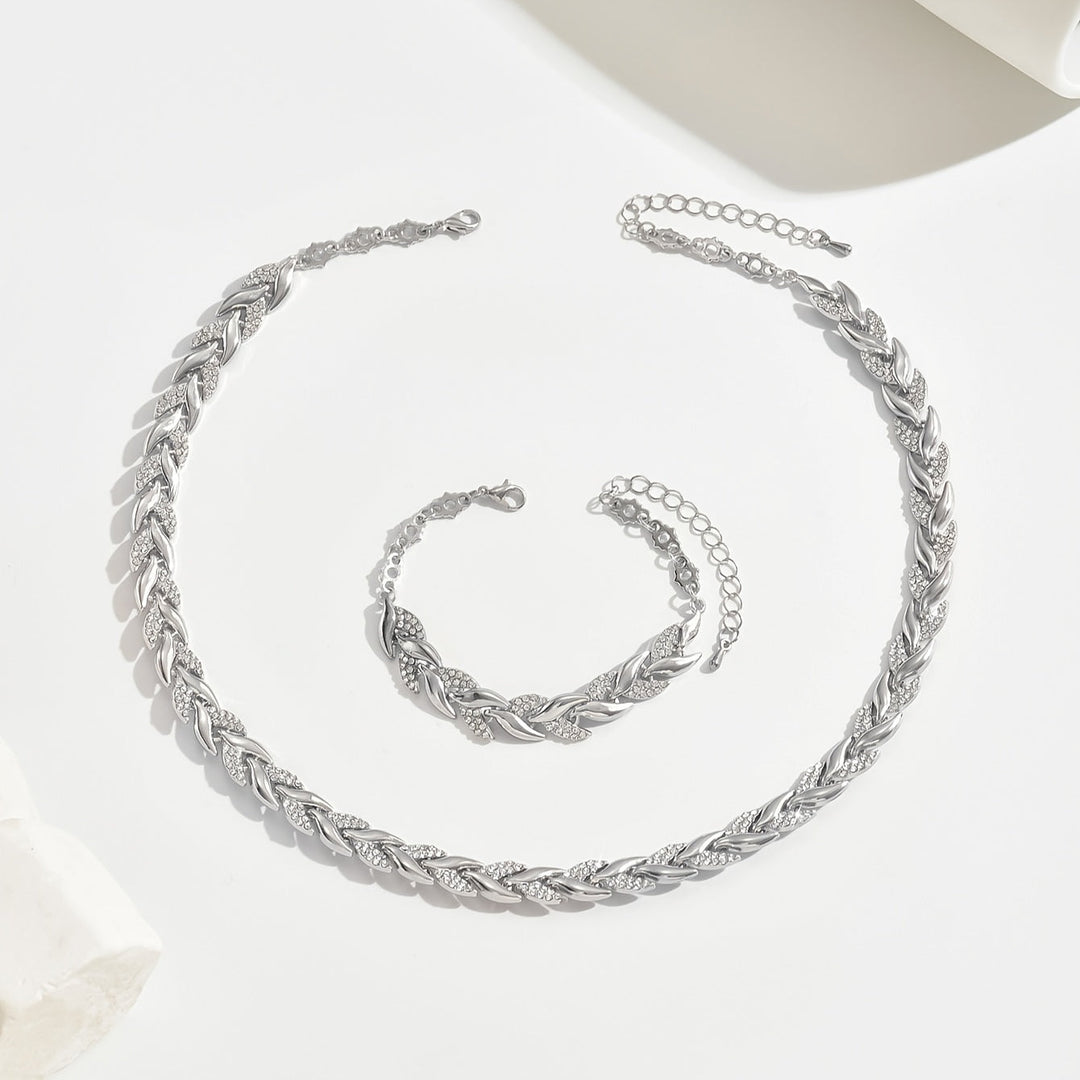Chic glass and rhinestone fish tail set