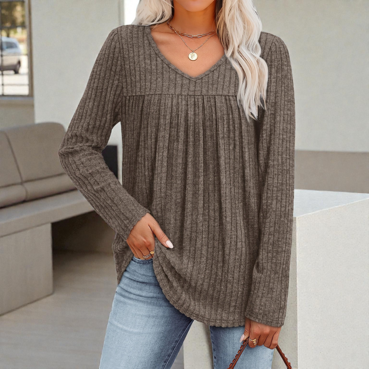 Eleanor Whitmore™ | Classic V-Neck Knit Pullover