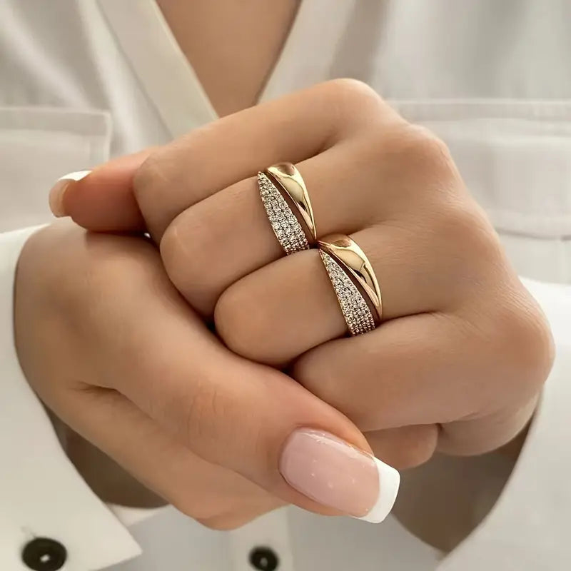 Luna – Symbolic Unity Ring