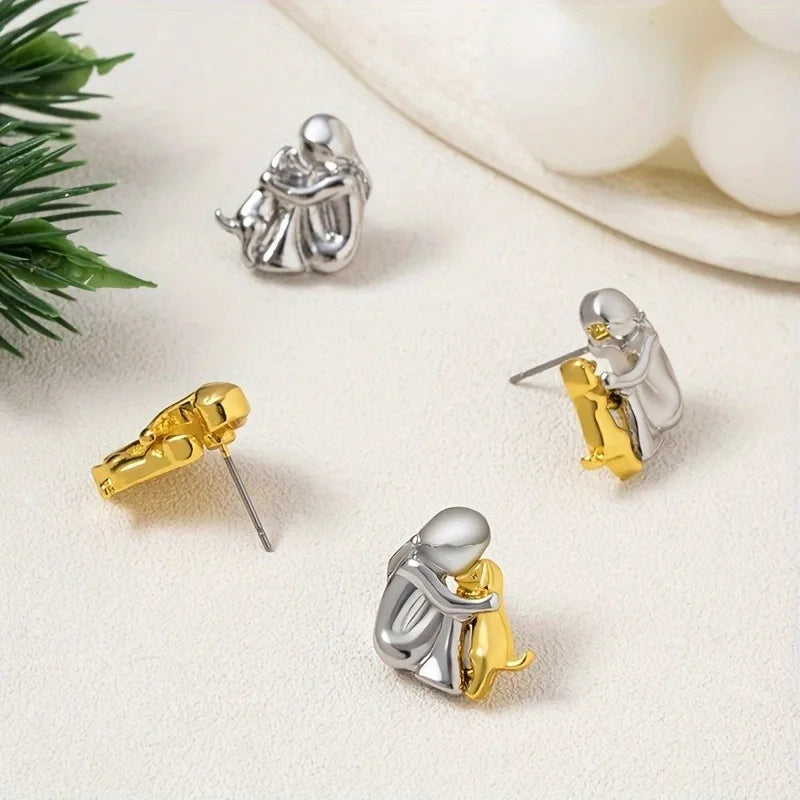 Aria – Two-Tone Dog Embrace Earrings (Silver & Gold)