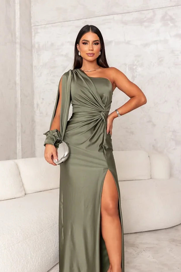 Aliora™ | Timeless Maxi Dress