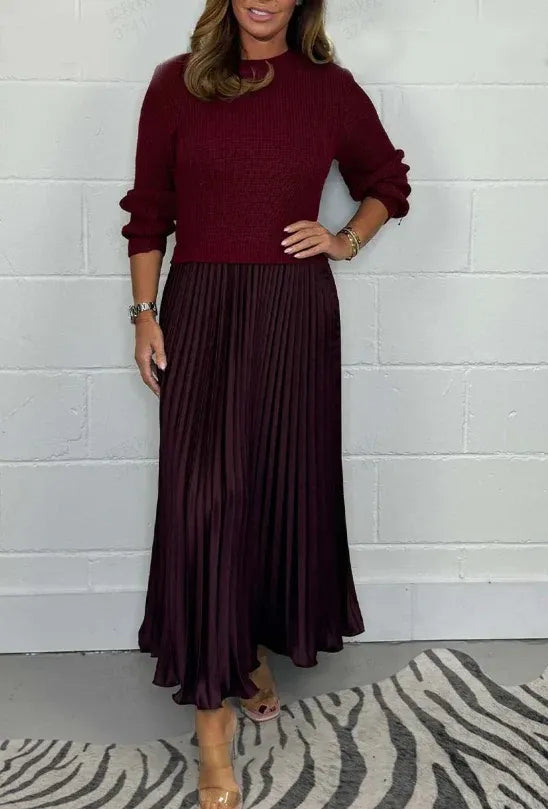 Amélia Luxe™ | Pleated Knit Dress